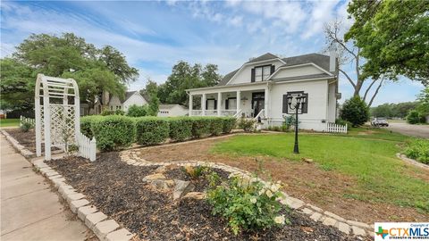 A home in Gonzales