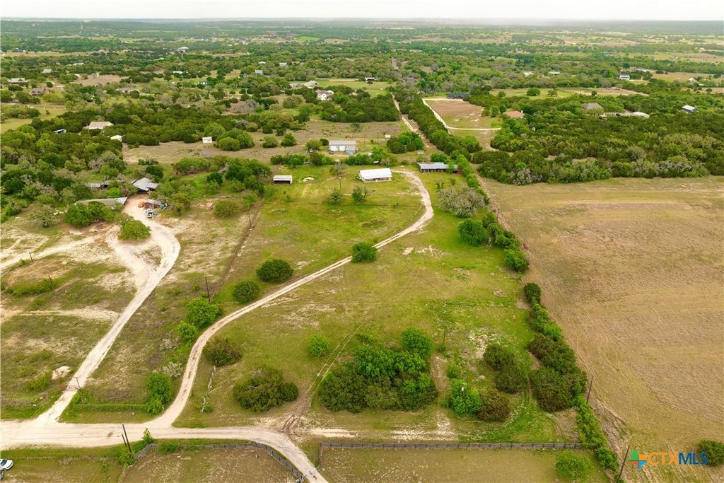 Photo of 1301 Live Oak Trail Trl, Liberty Hill, TX 78642 (MLS # 610541)