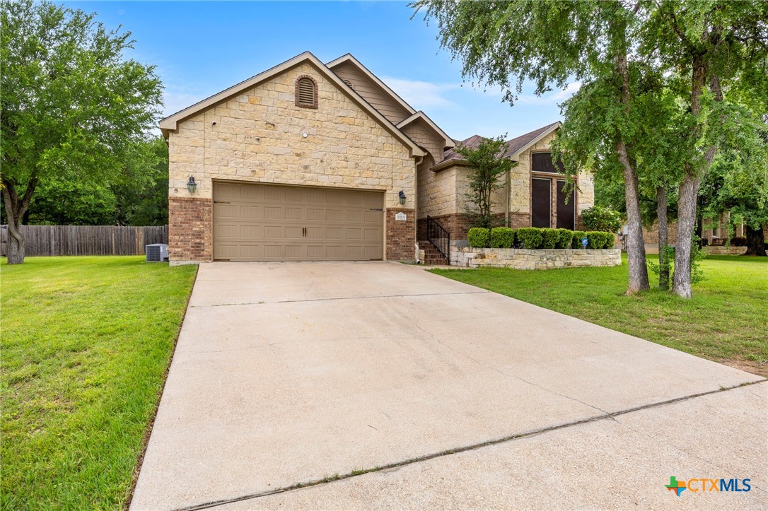 2501 Twin Ridge Court