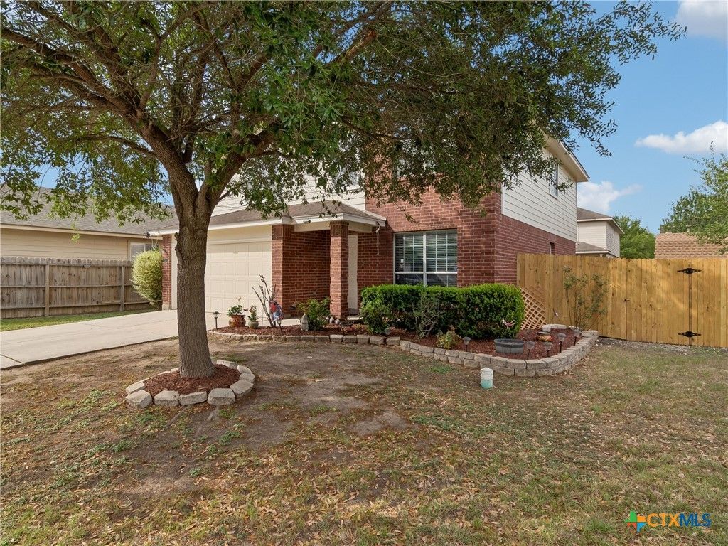 Photo of 235 Roadrunner Avenue, New Braunfels, TX 78130 (MLS # 609923)