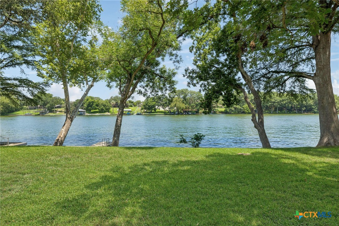 1113 E Zipp Road