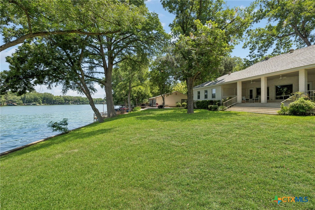 1113 E Zipp Road