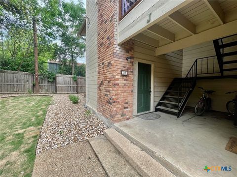 Photo of 421 W San Antonio, San Marcos, TX 78666 (MLS # 587688)