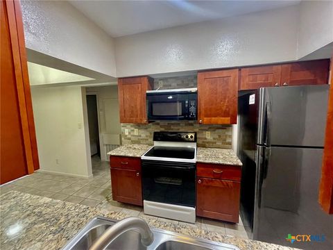 Photo of 421 W San Antonio, San Marcos, TX 78666 (MLS # 587688)