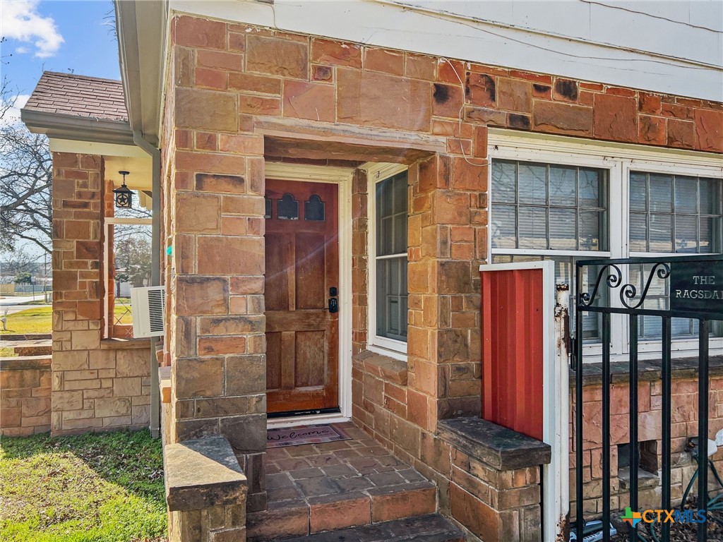 202 S Clear Street