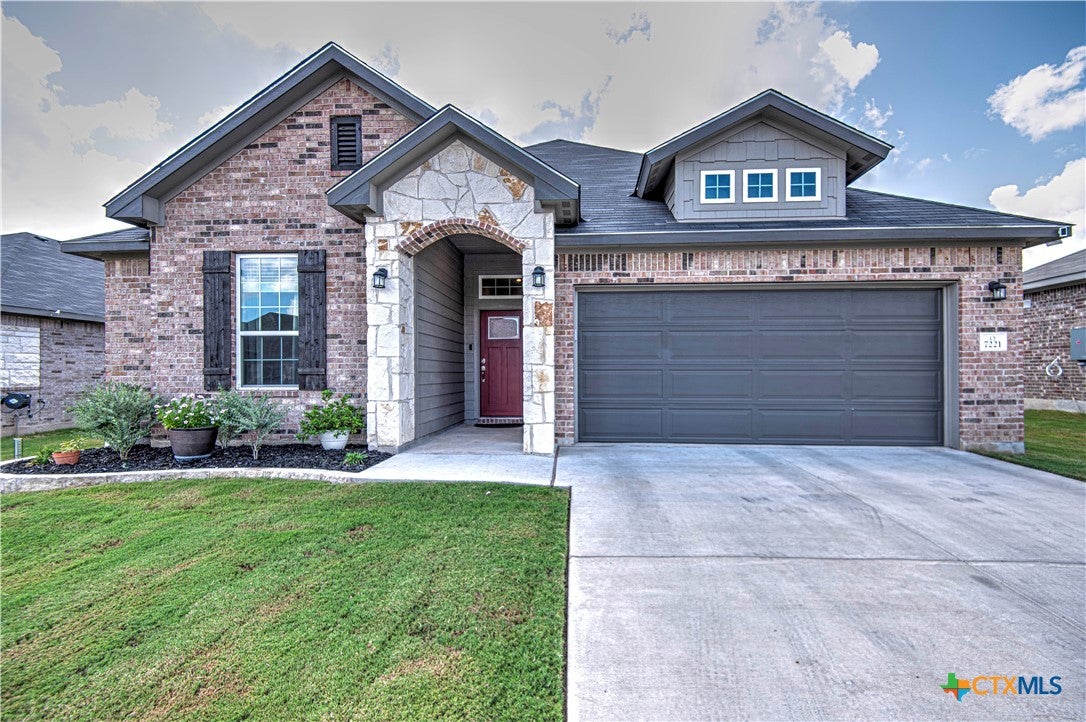 7221 Caladium Drive