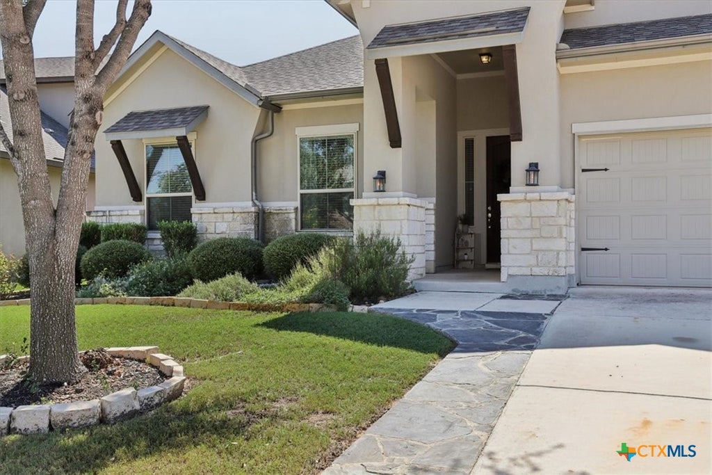 Photo of 920 Carriage Loop, New Braunfels, TX 78132 (MLS # 626720)