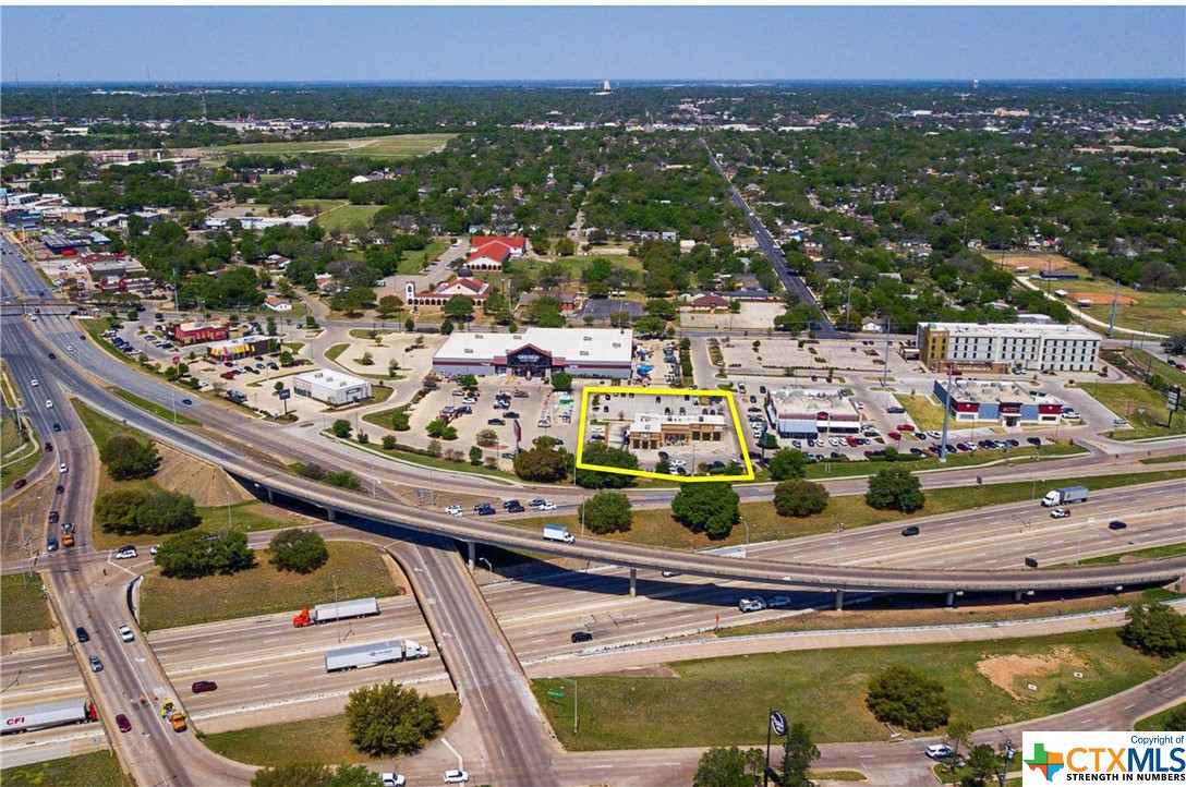 2609 S Jack Kultgen Expressway