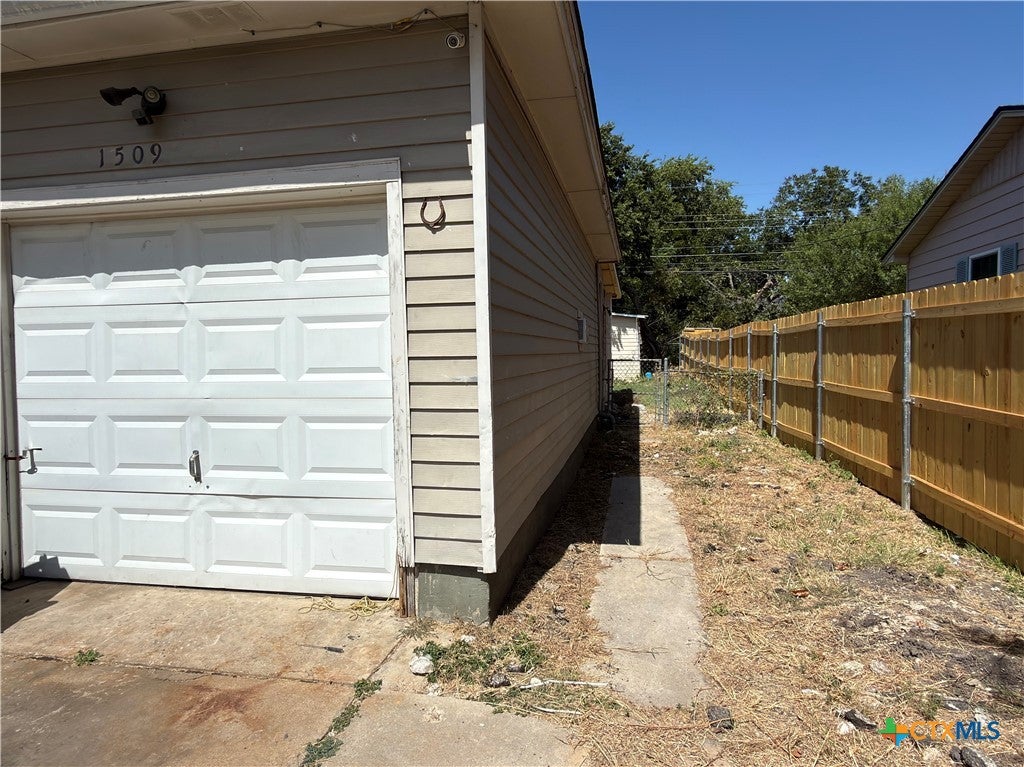 Photo of 1509 N W S Young Drive, Killeen, TX 76543 (MLS # 623375)