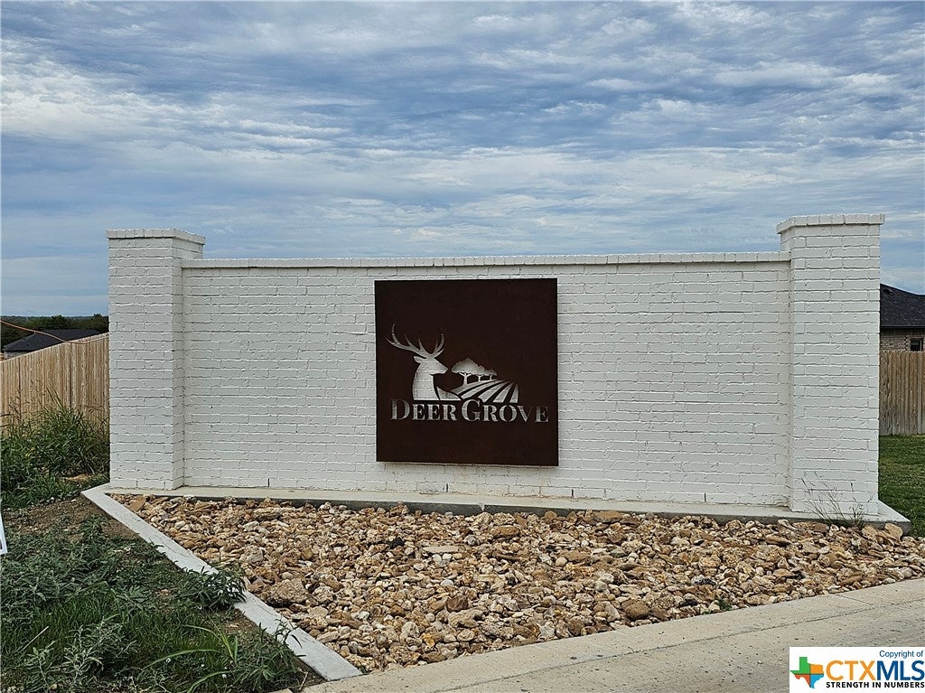 Photo 1 of 2 — 7964 Rock Crest Drive, Moody, TX 76557