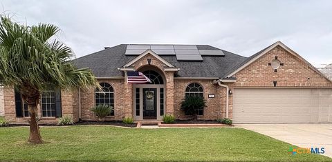 Photo of 116 Northampton Circle, Victoria, TX 77904 (MLS # 598041)