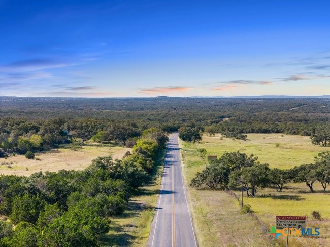 Photo 1 of 21 — 618 Windmill Ridge Drive, Blanco, TX 78606