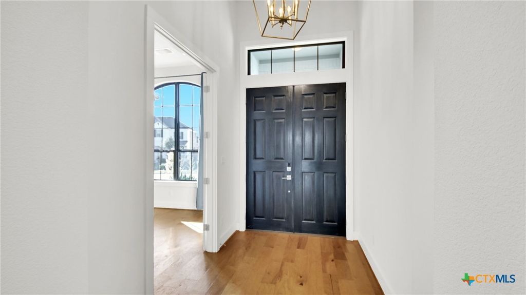 Photo of 113 University Lands Drive, Liberty Hill, TX 78642 (MLS # 610489)