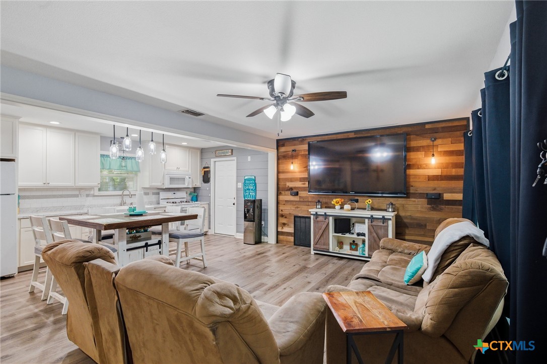 3309 Avondale Street