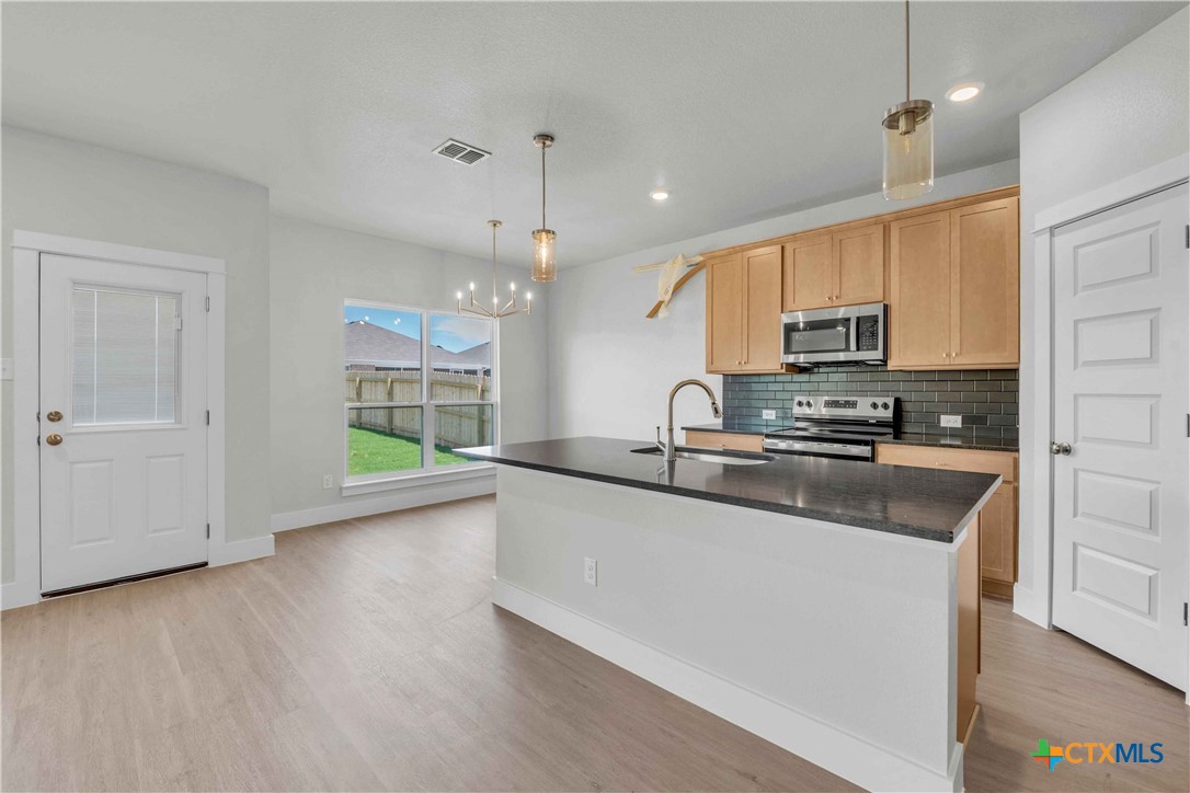 1204 Peppermint Drive