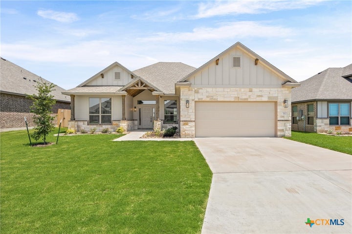 Photo 1 of 31 — 7102 Touchstone Drive, Temple, TX 76502