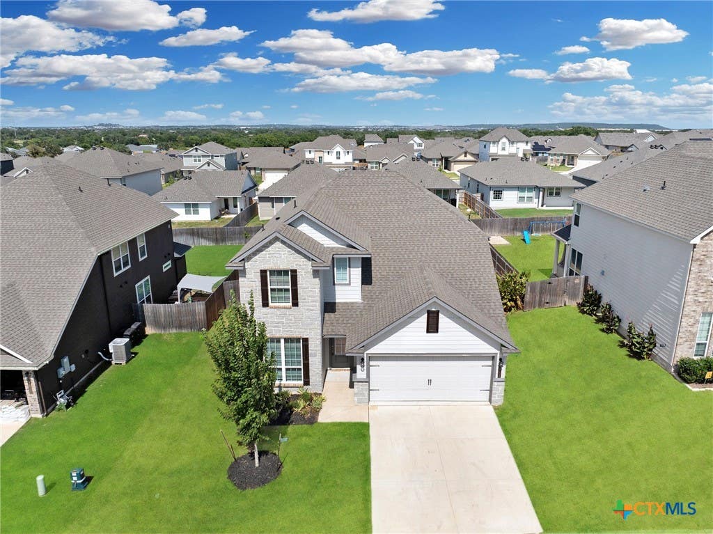 Photo of 10014 Kensley Rose Drive, Killeen, TX 76542 (MLS # 622221)