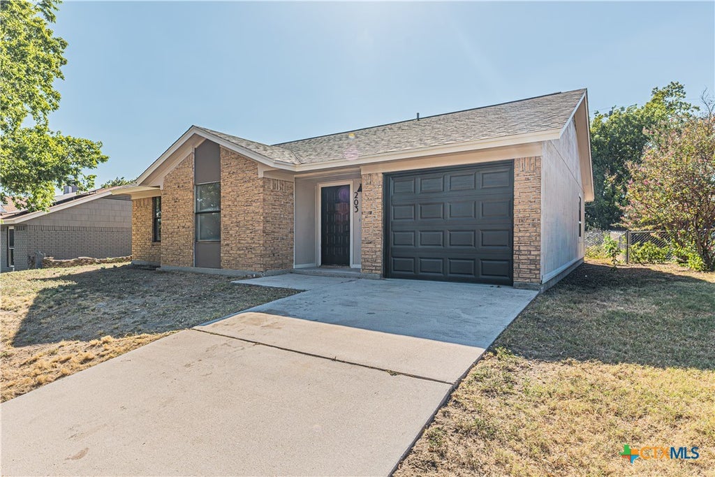 Photo of 203 Blanket Drive, Copperas Cove, TX 76522 (MLS # 622204)