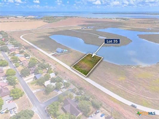 35 REDFISH WAY, PORT LAVACA, TX 77979 - Image a6469549da4ad02290907e4e7dace36c/3298577111