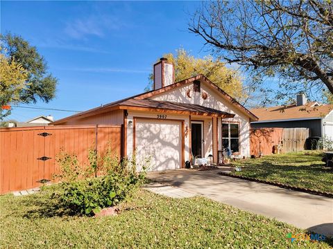 Photo of 3907 London Lane, Killeen, TX 76543 (MLS # 600432)