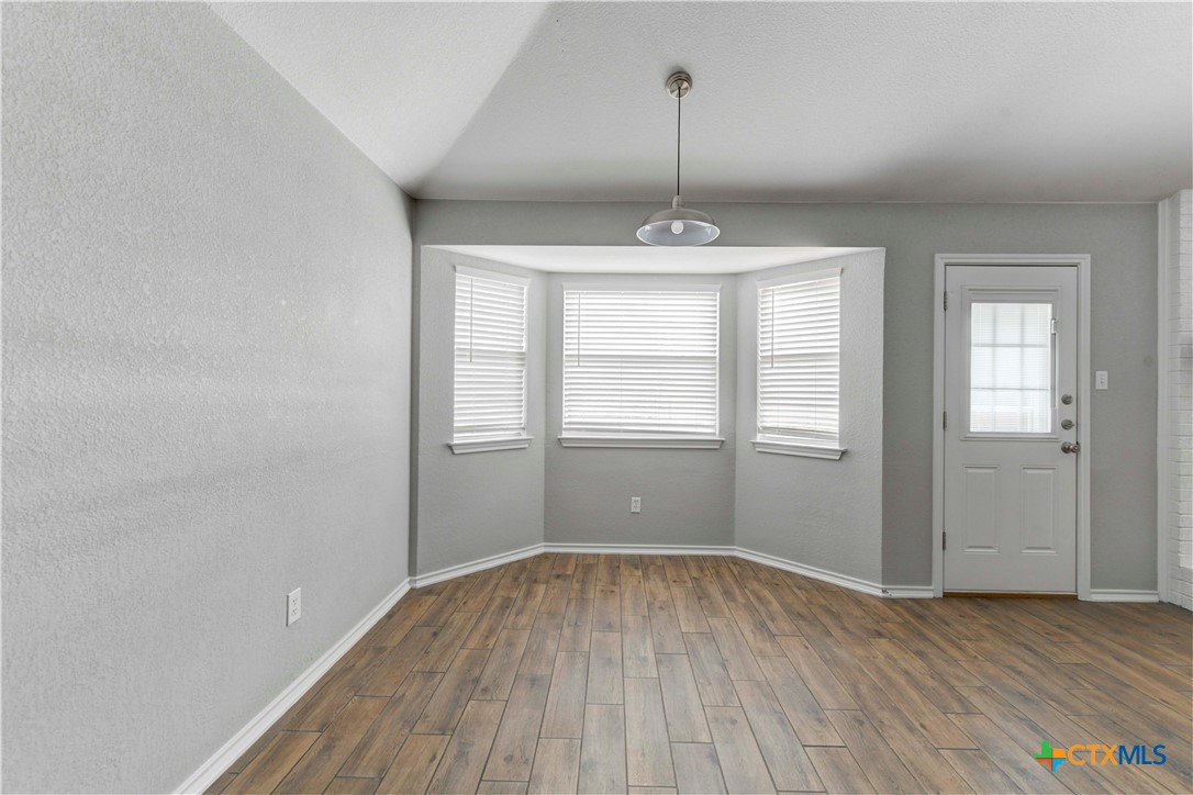 1908 Stratford Drive
