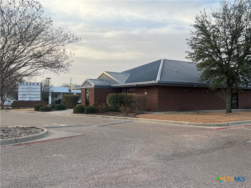 4520 E Central Texas (I-14) Expressway