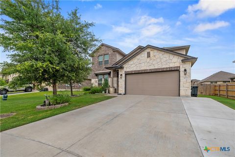 Photo of 5012 Colina Drive, Killeen, TX 76549 (MLS # 616356)