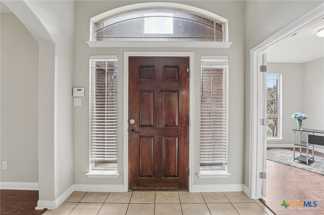 1206 Canyon Maple Road