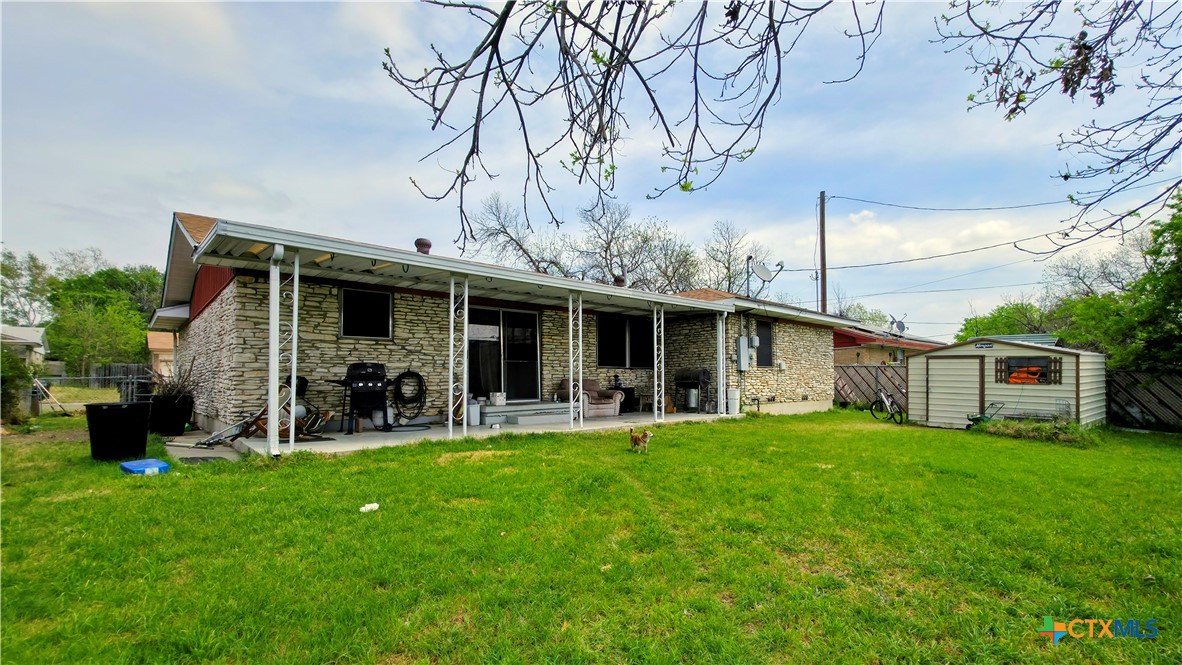 3206 Lake Travis Avenue