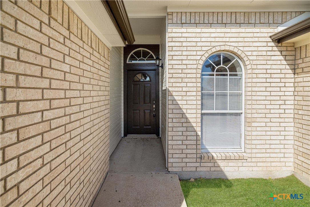 4401 Barrington Trail