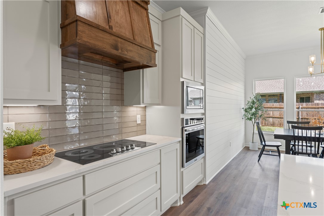 3874 Green Tree Loop