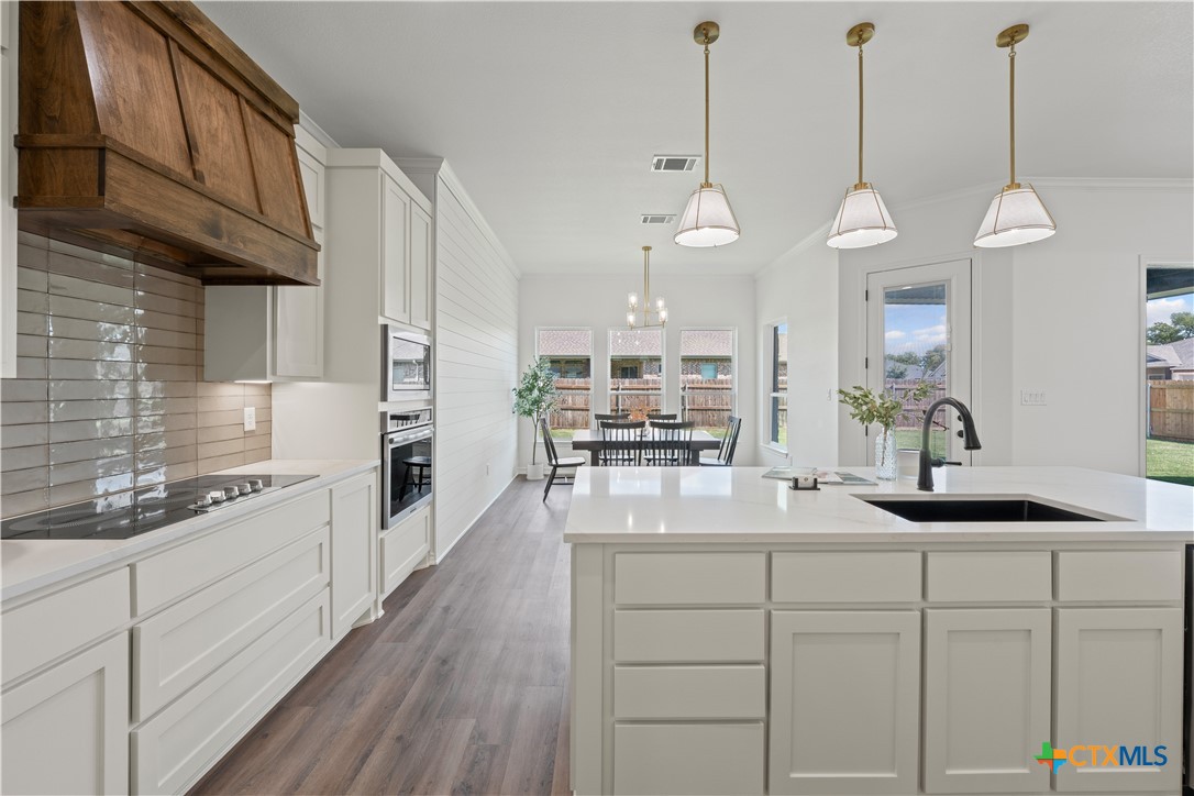 3874 Green Tree Loop