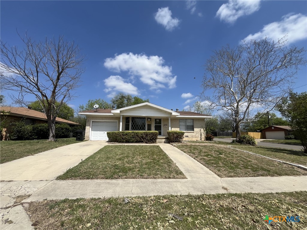 3217 Lake Inks Avenue