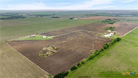 0000 County Road Taylor TX 78674