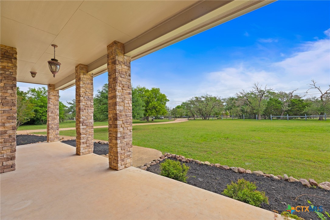 221 Mustang Mesa