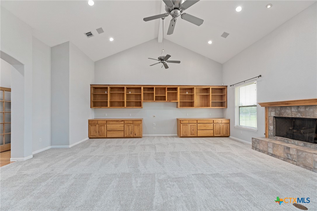 221 Mustang Mesa