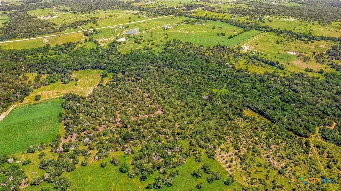 337 Private Road 1015