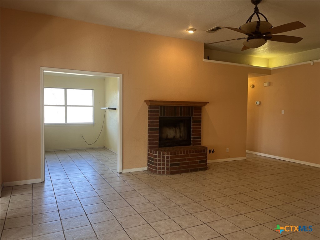 3908 Lakecliff Drive