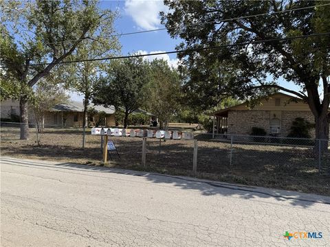 Photo of 200 Quail Run Road, Martindale, TX 78655 (MLS # 596288)