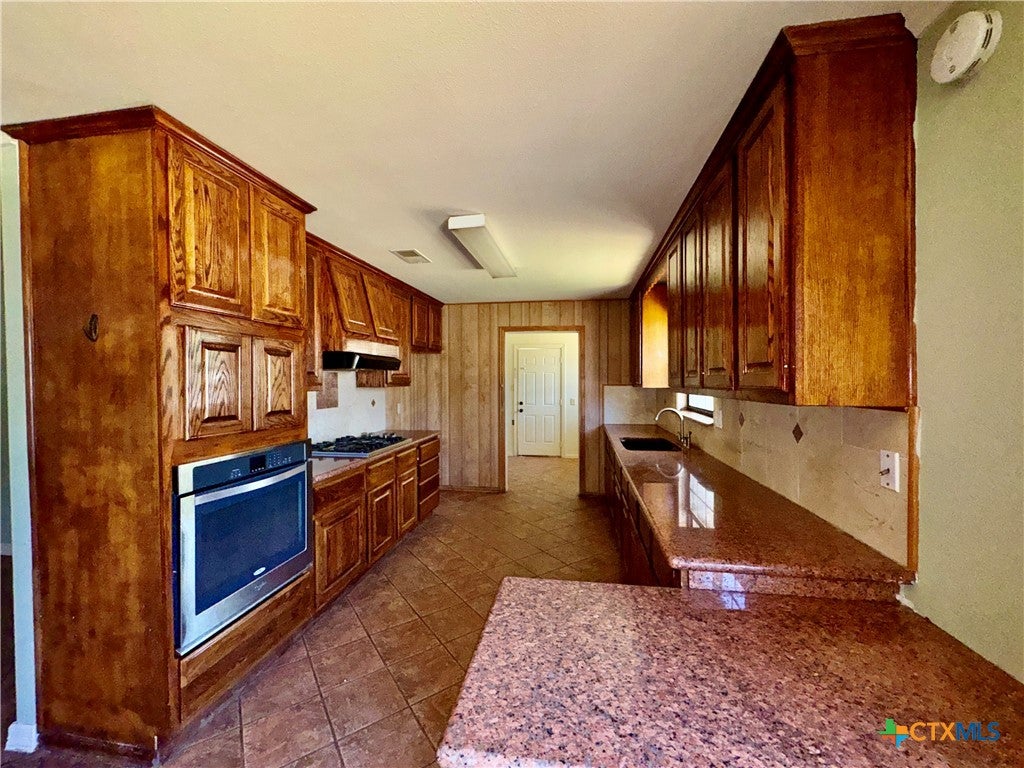 Photo of 909 Anderson Street, Hearne, TX 77859 (MLS # 626638)