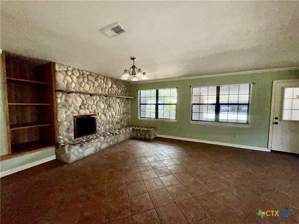 Photo of 909 Anderson Street, Hearne, TX 77859 (MLS # 626638)