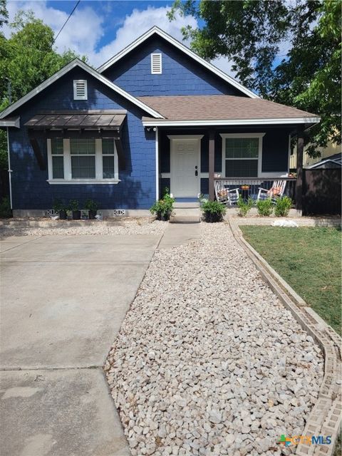 A home in Lockhart