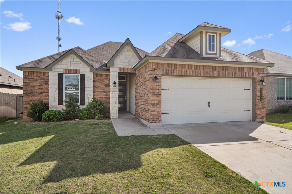 Photo of 1037 Shelby Drive, Belton, TX 76513 (MLS # 609364)