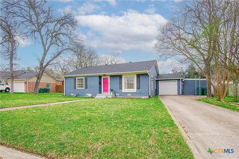 417 E 14th Avenue Belton TX 76513