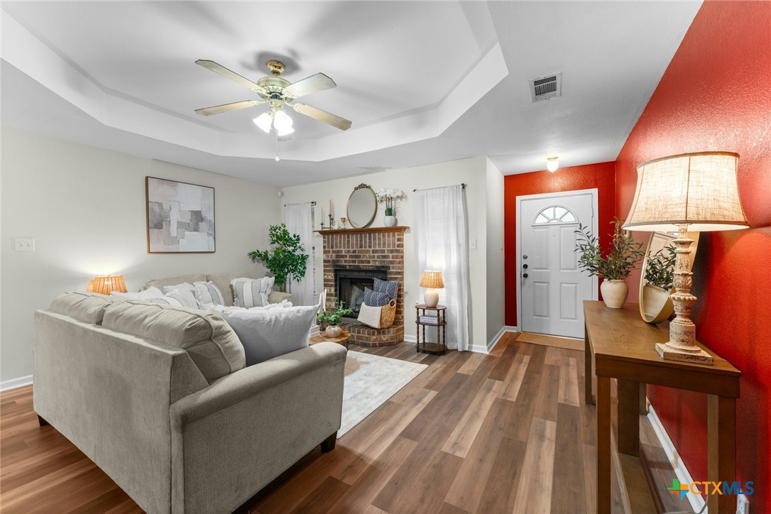 2504 Lazy Ridge Drive