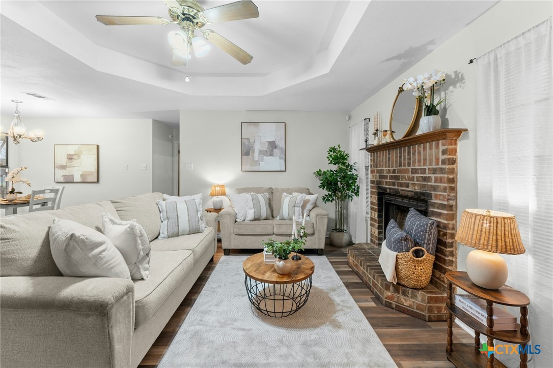 2504 Lazy Ridge Drive