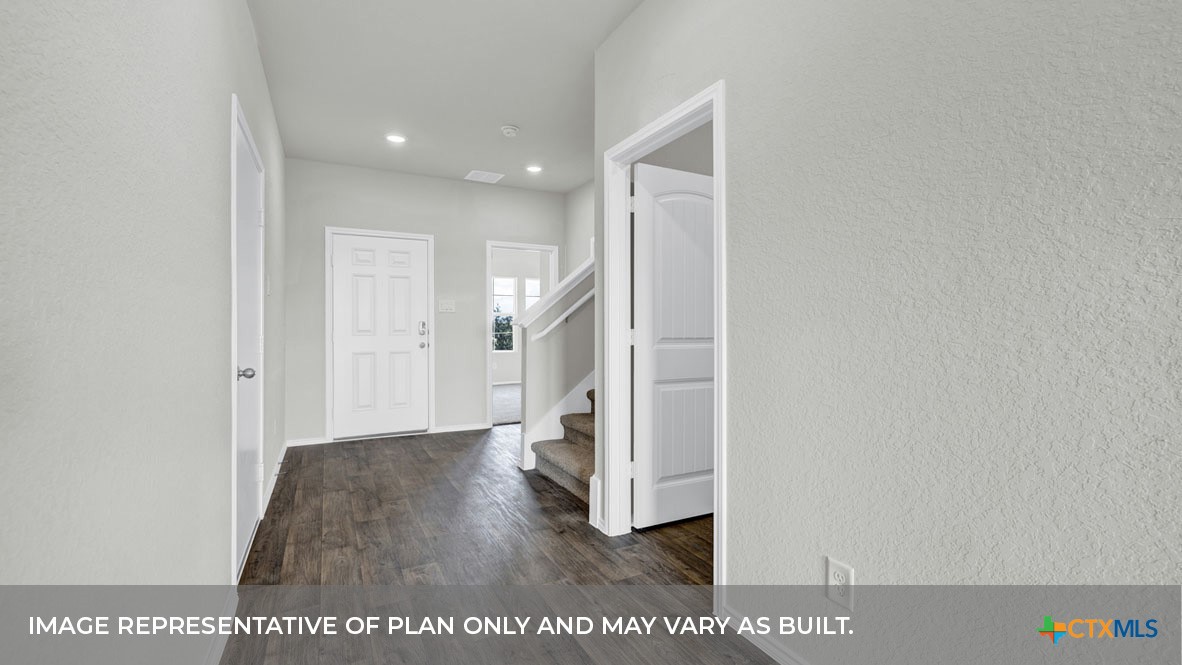 724 PECCARY Place