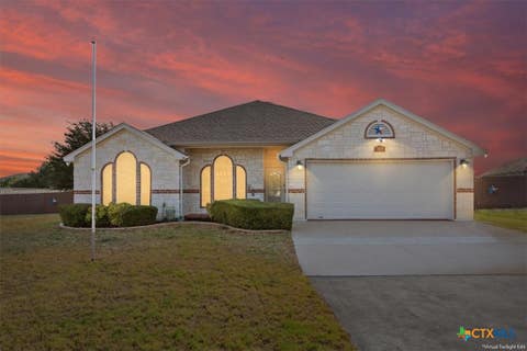Photo of 709 County Road 3371, Kempner, TX 76539 (MLS # 623402)