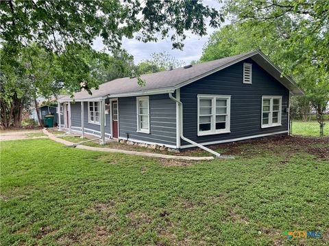 717 Surghnor Street Belton TX 76513