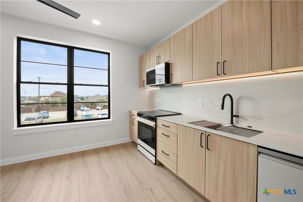Photo of 634 Central Parkway #1212, New Braunfels, TX 78130 (MLS # 604649)